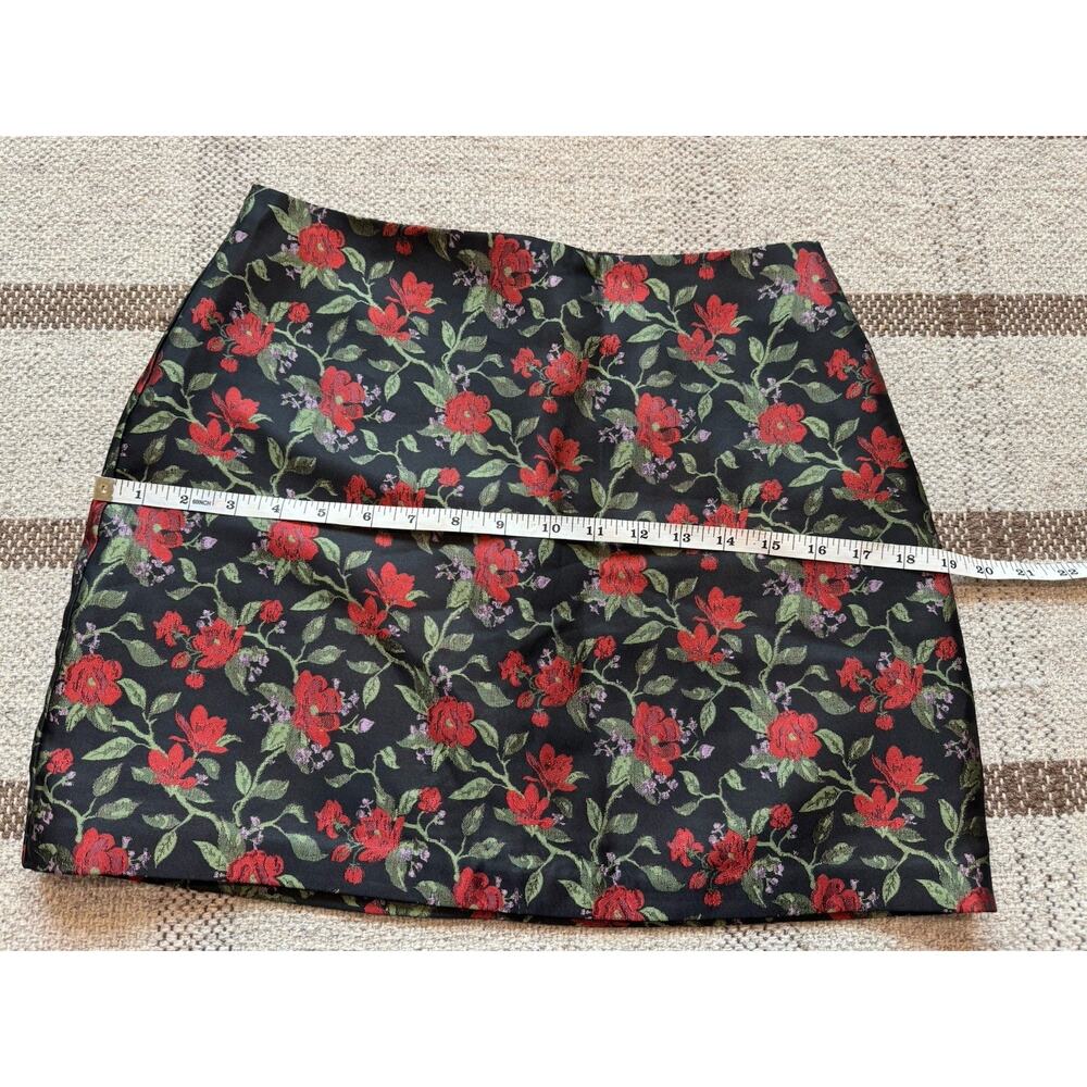 Reformation Veranda Skirt Es In Romance Mini Floral Red Black Size 4 Y2K Holiday - Picture 5 of 8